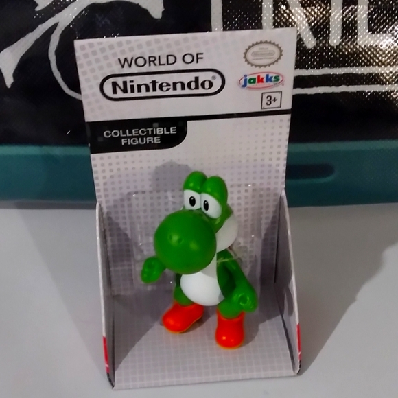 World of Nintendo Super Mario Yoshi Green - Picture 1 of 4